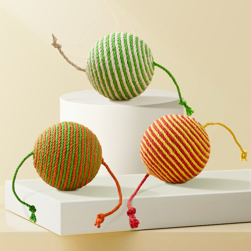 Jouet - Balle de jeu en sisal